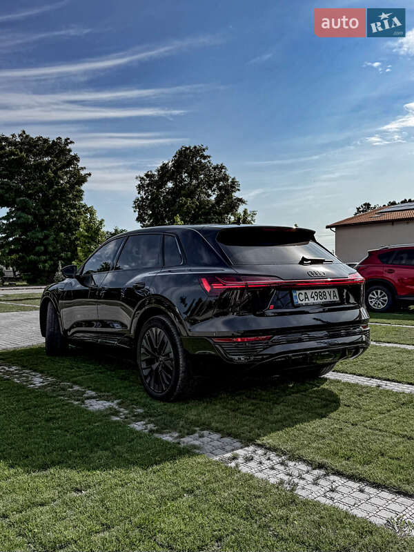 Внедорожник / Кроссовер Audi Q8 e-tron 2023 в Черкассах