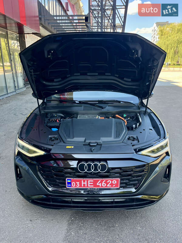 Внедорожник / Кроссовер Audi Q8 e-tron 2023 в Ровно