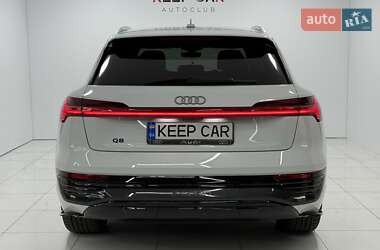 Внедорожник / Кроссовер Audi Q8 e-tron 2023 в 