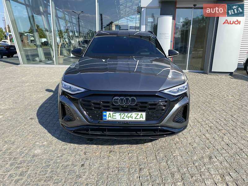 Позашляховик / Кросовер Audi Q8 e-tron 2023 в Дніпрі фото 5 Позашляховик / Кросовер Audi Q8 e-tron 2023 в Дніпрі