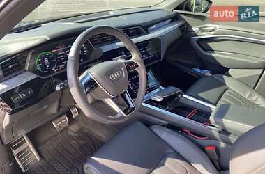Внедорожник / Кроссовер Audi Q8 e-tron 2023 в 