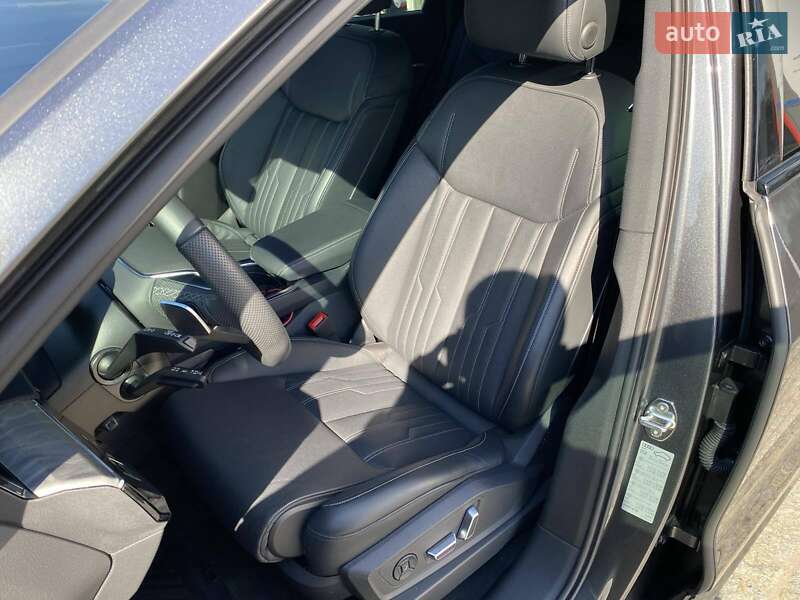Внедорожник / Кроссовер Audi Q8 e-tron 2023 в Днепре