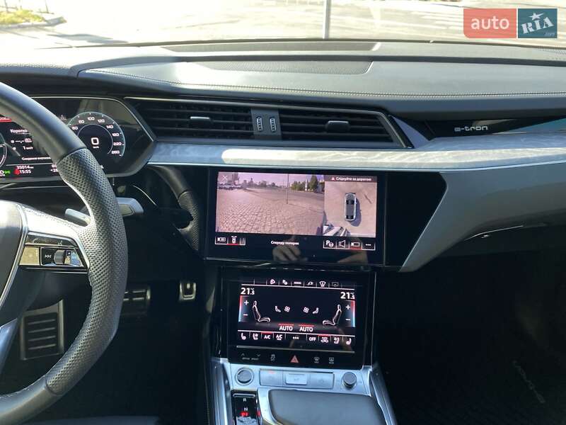 Внедорожник / Кроссовер Audi Q8 e-tron 2023 в Днепре