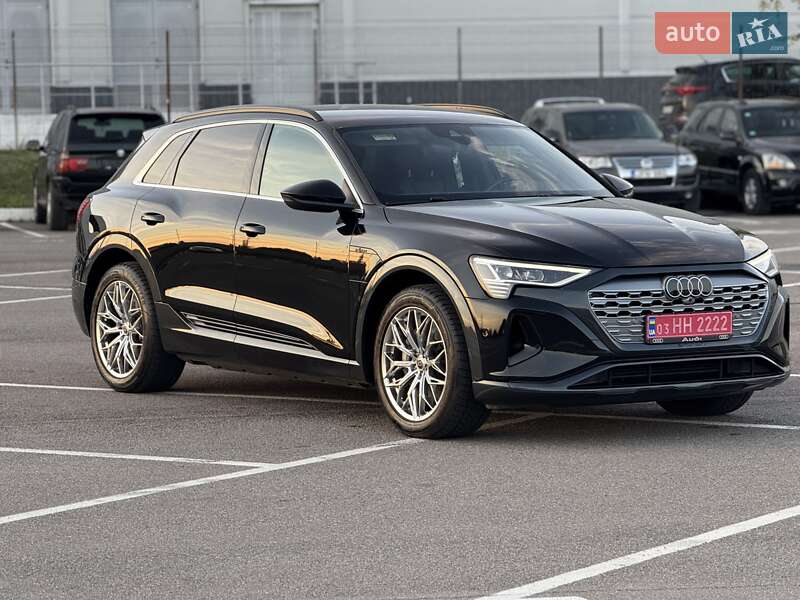 Внедорожник / Кроссовер Audi Q8 e-tron 2023 в Ровно