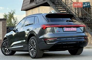 Внедорожник / Кроссовер Audi Q8 e-tron 2024 в 