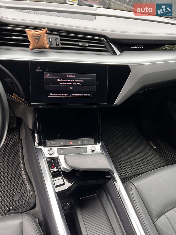 Внедорожник / Кроссовер Audi Q8 e-tron 2023 в Киеве фото 12 Внедорожник / Кроссовер Audi Q8 e-tron 2023 в Киеве