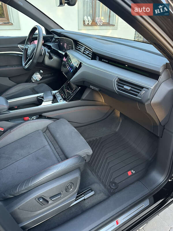 Внедорожник / Кроссовер Audi Q8 e-tron 2023 в Богородчанах