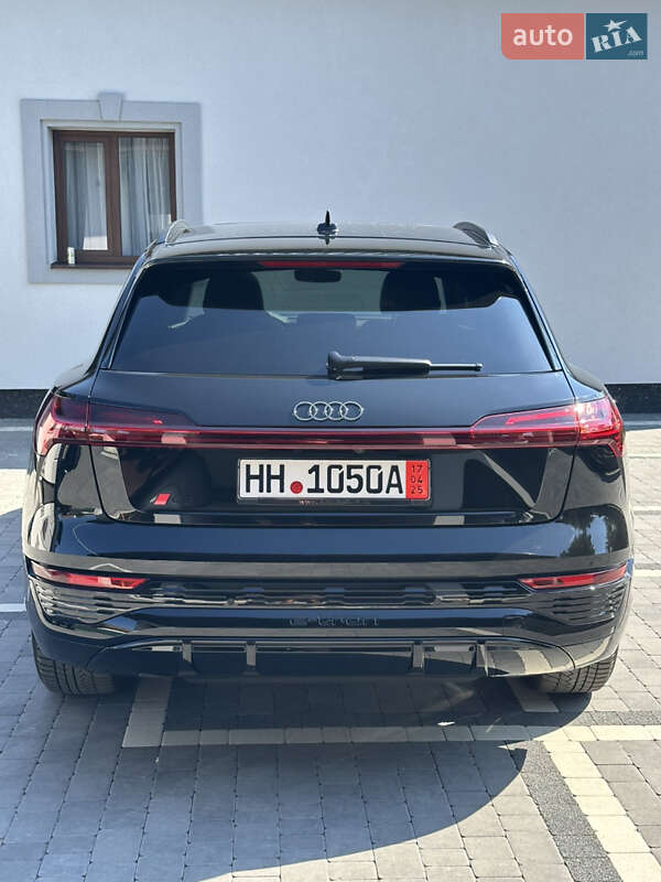 Внедорожник / Кроссовер Audi Q8 e-tron 2023 в Богородчанах