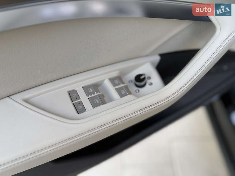 Внедорожник / Кроссовер Audi Q8 e-tron 2023 в Киеве фото 26 Внедорожник / Кроссовер Audi Q8 e-tron 2023 в Киеве