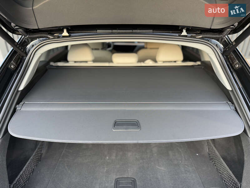 Внедорожник / Кроссовер Audi Q8 e-tron 2023 в Киеве фото 36 Внедорожник / Кроссовер Audi Q8 e-tron 2023 в Киеве