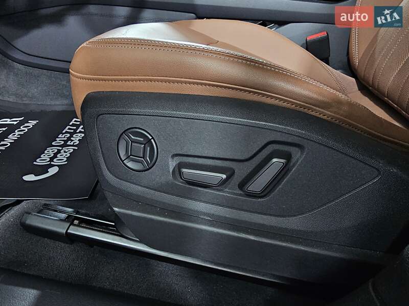 Позашляховик / Кросовер Audi Q8 e-tron 2023 в Києві