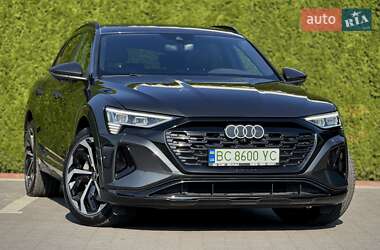 Позашляховик / Кросовер Audi Q8 e-tron 2023 в 