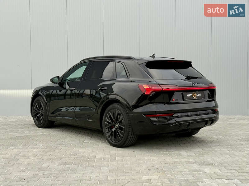 Внедорожник / Кроссовер Audi Q8 e-tron 2023 в Мукачево
