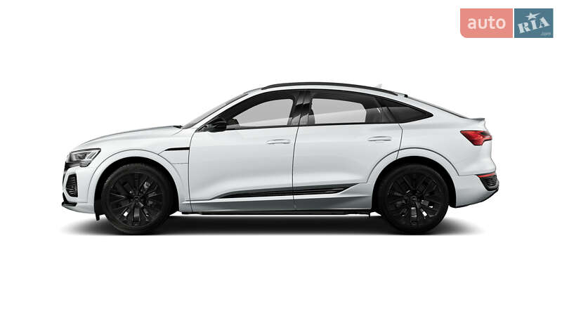 Позашляховик / Кросовер Audi Q8 e-tron 2023 в Києві
