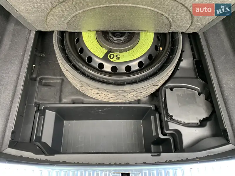 Audi Q8 e-tron 2024 VIN WA14AAGE9RB054902 фото оголошення 30 з 71