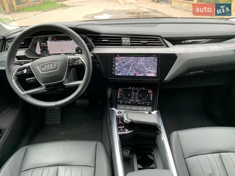 Audi Q8 e-tron 2024 VIN WA14AAGE9RB054902 фото оголошення 13 з 71
