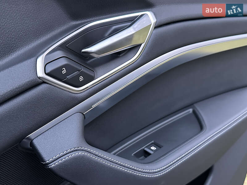 Внедорожник / Кроссовер Audi Q8 e-tron 2023 в Житомире фото 56 Внедорожник / Кроссовер Audi Q8 e-tron 2023 в Житомире