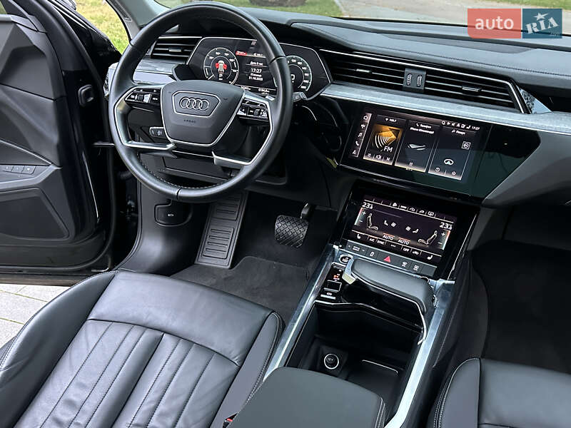 Внедорожник / Кроссовер Audi Q8 e-tron 2023 в Житомире фото 63 Внедорожник / Кроссовер Audi Q8 e-tron 2023 в Житомире