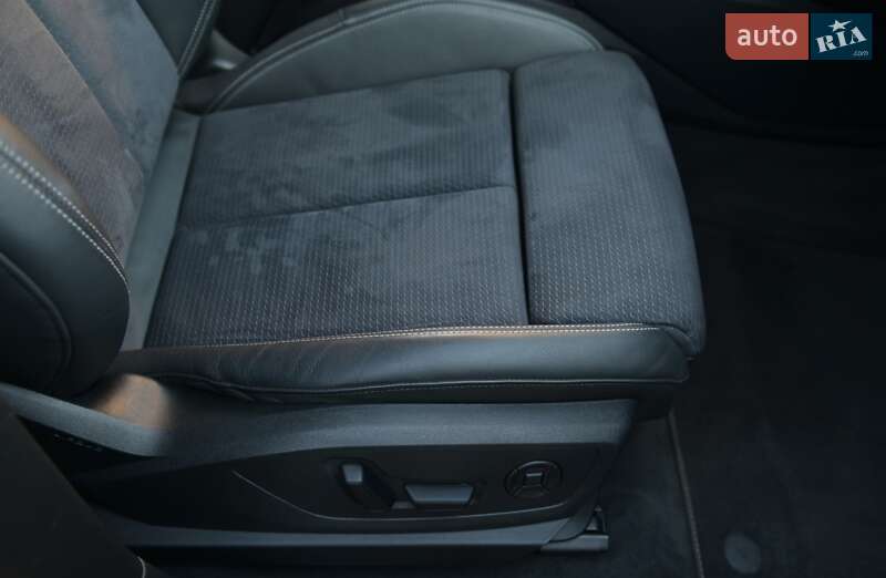 Внедорожник / Кроссовер Audi Q8 e-tron 2023 в Одессе фото 64 Внедорожник / Кроссовер Audi Q8 e-tron 2023 в Одессе