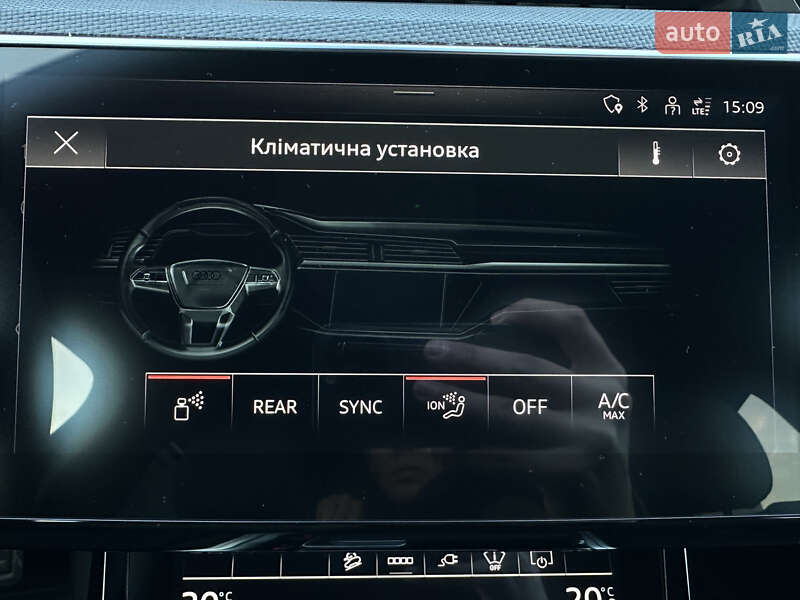 Внедорожник / Кроссовер Audi Q8 e-tron 2023 в Ровно