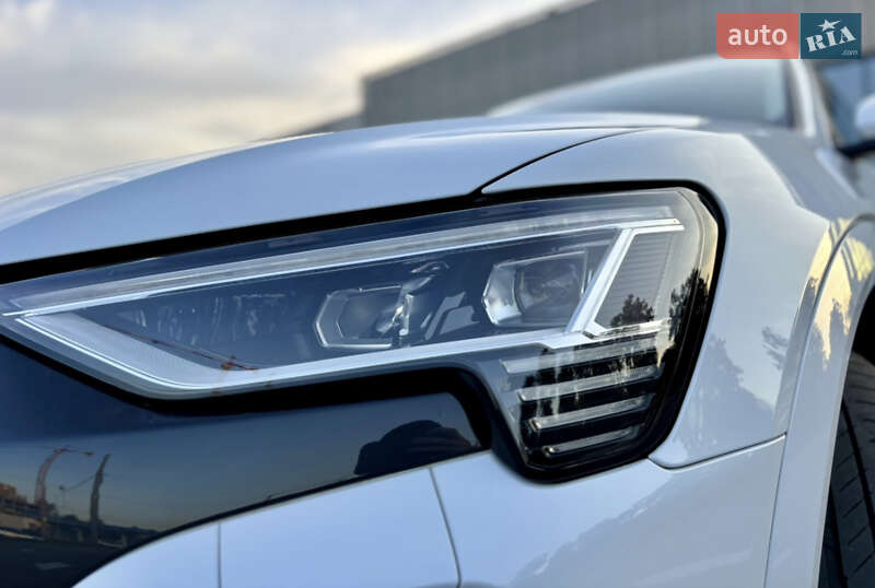 Внедорожник / Кроссовер Audi Q8 e-tron 2024 в Львове