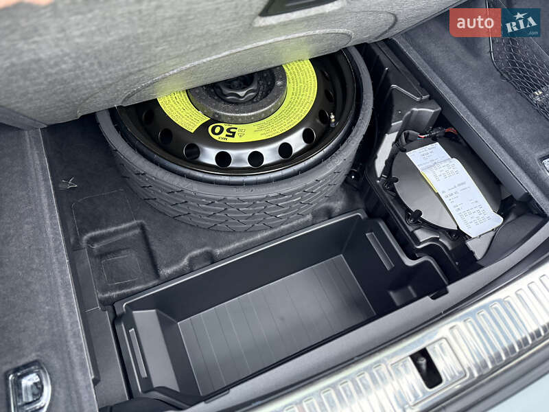 Внедорожник / Кроссовер Audi Q8 e-tron 2023 в Киеве фото 68 Внедорожник / Кроссовер Audi Q8 e-tron 2023 в Киеве
