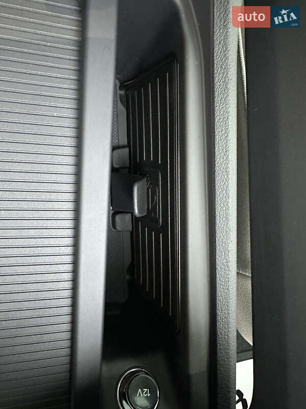 Внедорожник / Кроссовер Audi Q8 e-tron 2023 в Харькове