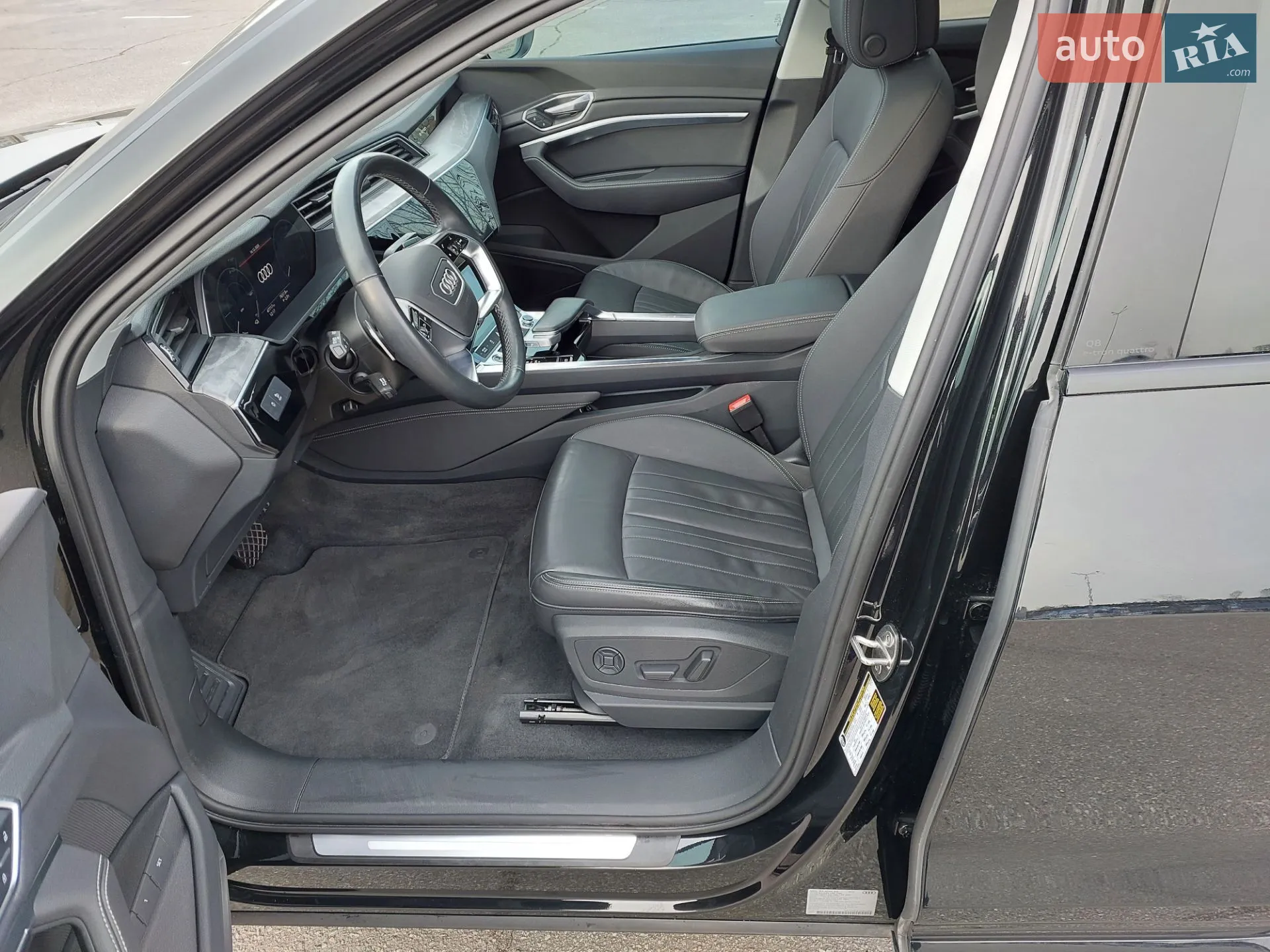 2023 Audi Q8 - мініатюра 30