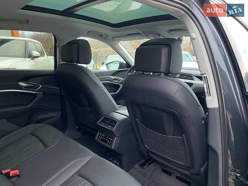 Внедорожник / Кроссовер Audi Q8 e-tron 2023 в Львове фото 23 Внедорожник / Кроссовер Audi Q8 e-tron 2023 в Львове