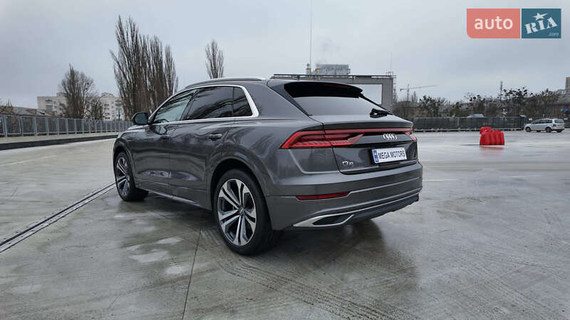 Внедорожник / Кроссовер Audi Q8 e-tron 2023 в Киеве