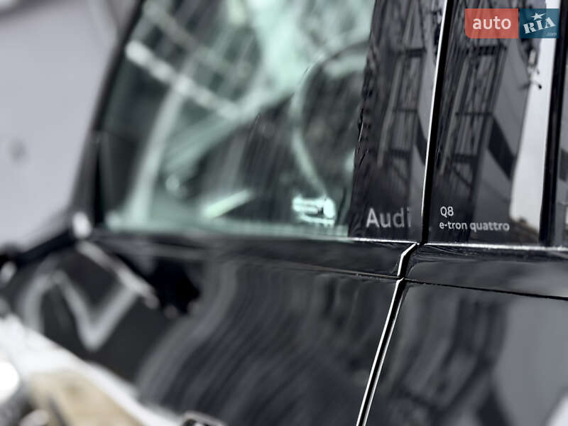 Внедорожник / Кроссовер Audi Q8 e-tron 2023 в Киеве фото 23 Внедорожник / Кроссовер Audi Q8 e-tron 2023 в Киеве