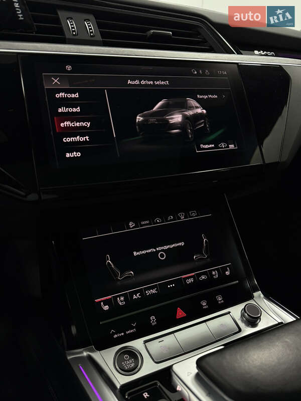 Позашляховик / Кросовер Audi Q8 e-tron 2023 в Одесі