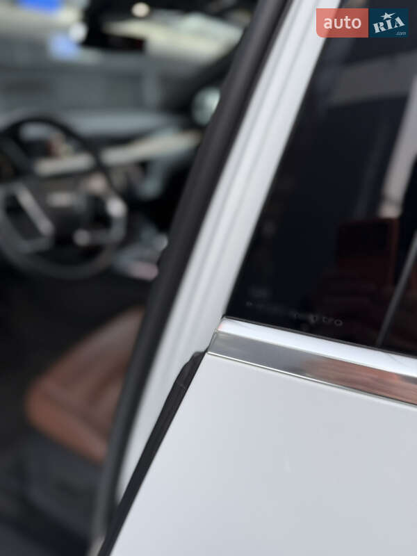 Внедорожник / Кроссовер Audi Q8 e-tron 2023 в Киеве фото 12 Внедорожник / Кроссовер Audi Q8 e-tron 2023 в Киеве