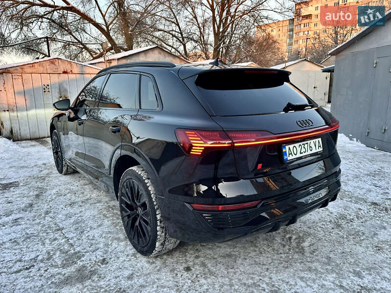 Внедорожник / Кроссовер Audi Q8 e-tron 2023 в Белой Церкви