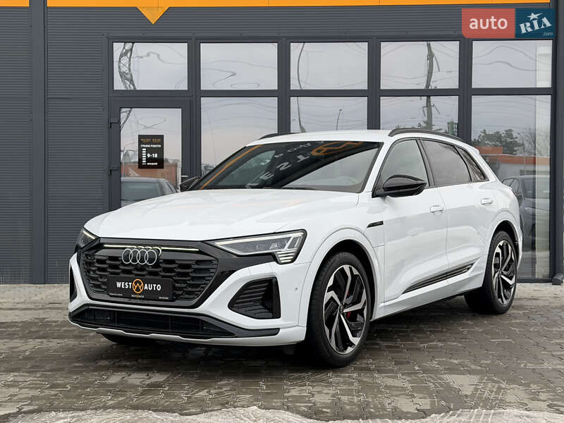 Audi Q8 e-tron 2023