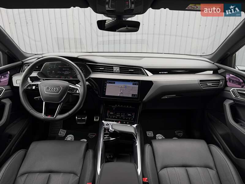 Внедорожник / Кроссовер Audi Q8 e-tron 2023 в Мукачево