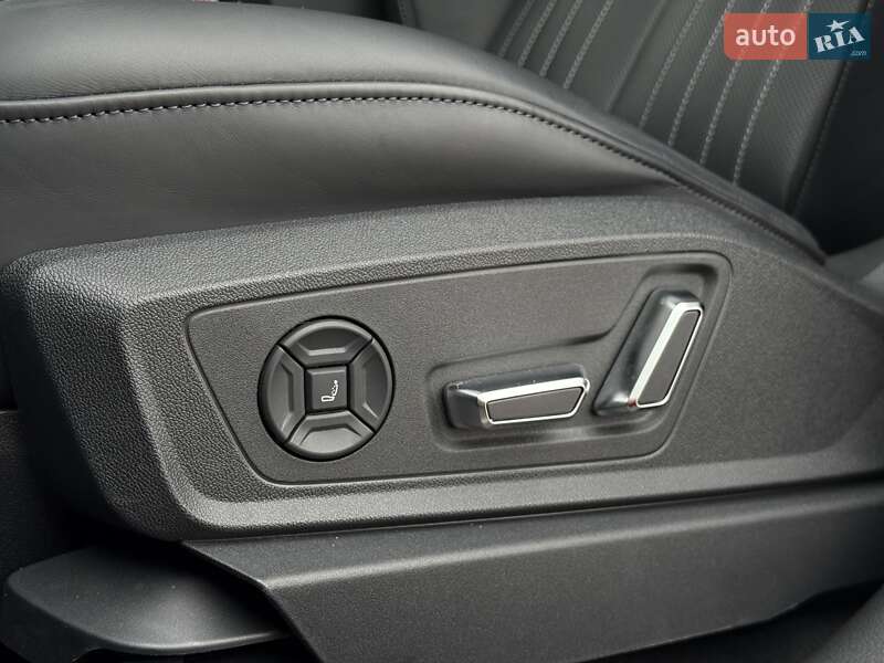 Внедорожник / Кроссовер Audi Q8 e-tron 2023 в Мукачево