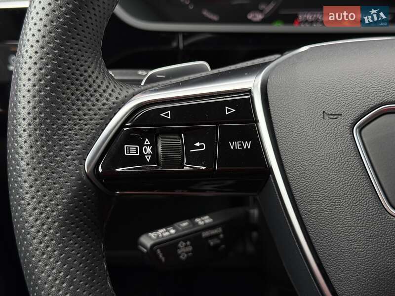 Внедорожник / Кроссовер Audi Q8 e-tron 2023 в Мукачево