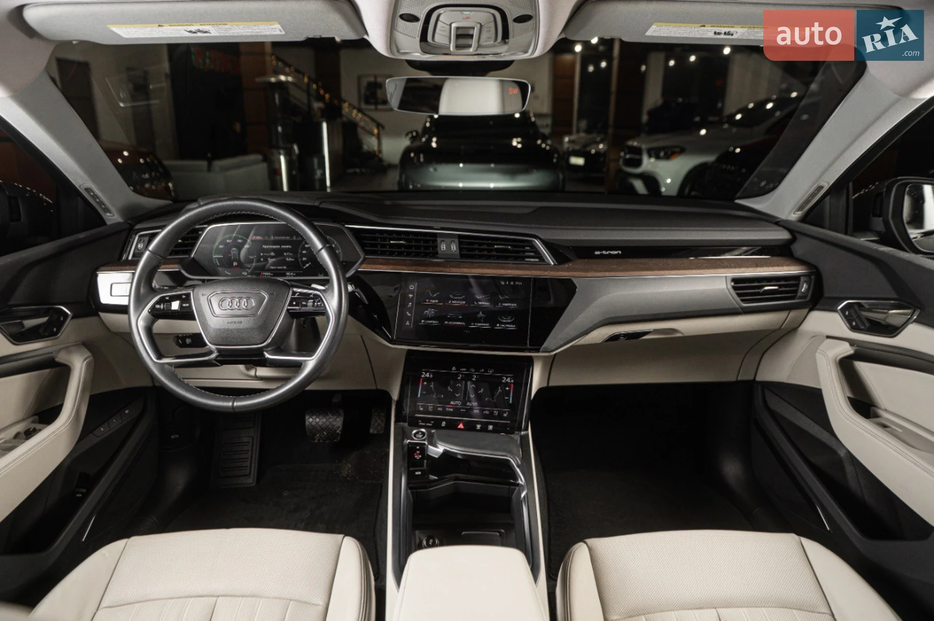 2023 Audi Q8 - мініатюра 43