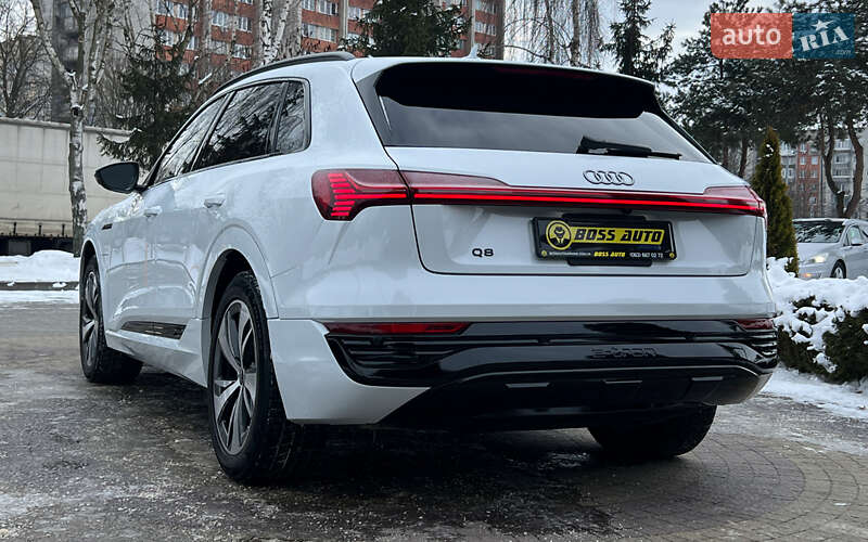 Внедорожник / Кроссовер Audi Q8 e-tron 2024 в Львове