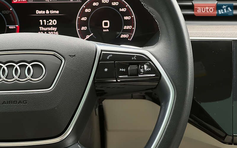 Внедорожник / Кроссовер Audi Q8 e-tron 2024 в Львове