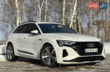 Внедорожник / Кроссовер Audi Q8 e-tron 2024 в Киеве