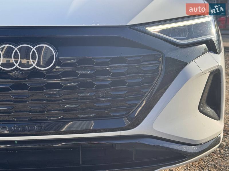 Внедорожник / Кроссовер Audi Q8 e-tron 2023 в Киеве