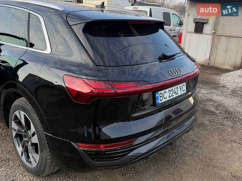 2023 Audi Q8-E-Tron, VIN WAUZZZGE5RB019936:plate — фото 1 (autoria)
