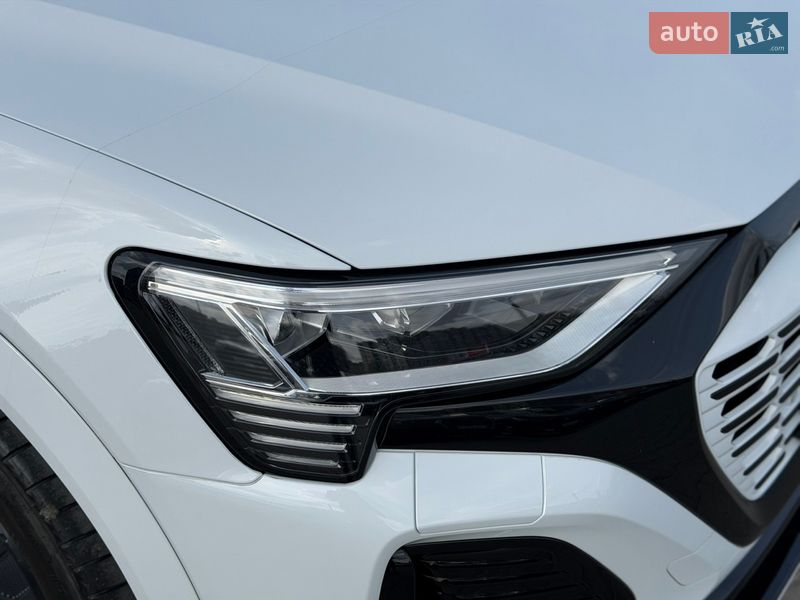 Внедорожник / Кроссовер Audi Q8 e-tron 2023 в Хмельницком