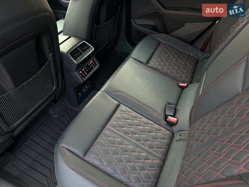 Внедорожник / Кроссовер Audi Q8 e-tron 2023 в Хмельницком