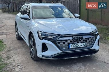 Внедорожник / Кроссовер Audi Q8 e-tron 2023 в Харькове
