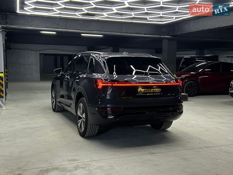 Позашляховик / Кросовер Audi Q8 e-tron 2023 в Чернівцях фото 6 Позашляховик / Кросовер Audi Q8 e-tron 2023 в Чернівцях