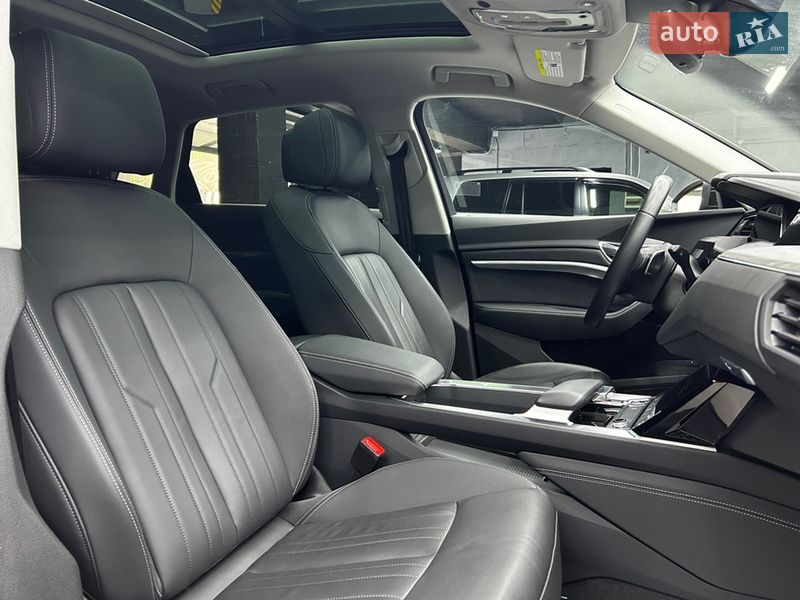 Позашляховик / Кросовер Audi Q8 e-tron 2023 в Чернівцях фото 28 Позашляховик / Кросовер Audi Q8 e-tron 2023 в Чернівцях