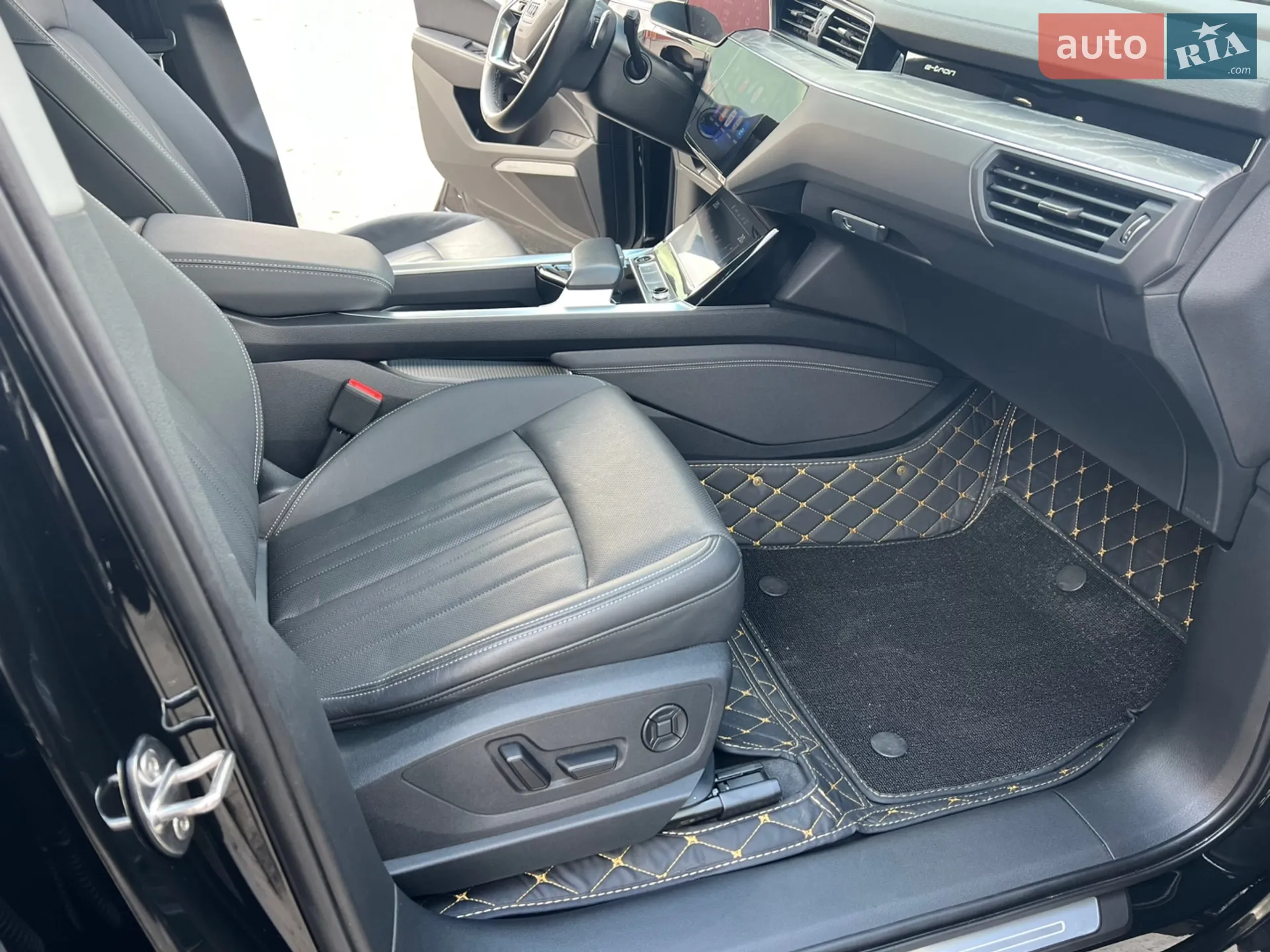 2023 Audi Q8 - мініатюра 20